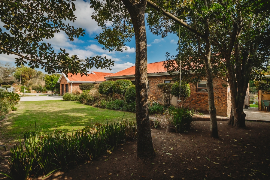 6 Bedroom Property for Sale in Camphersdrift Western Cape